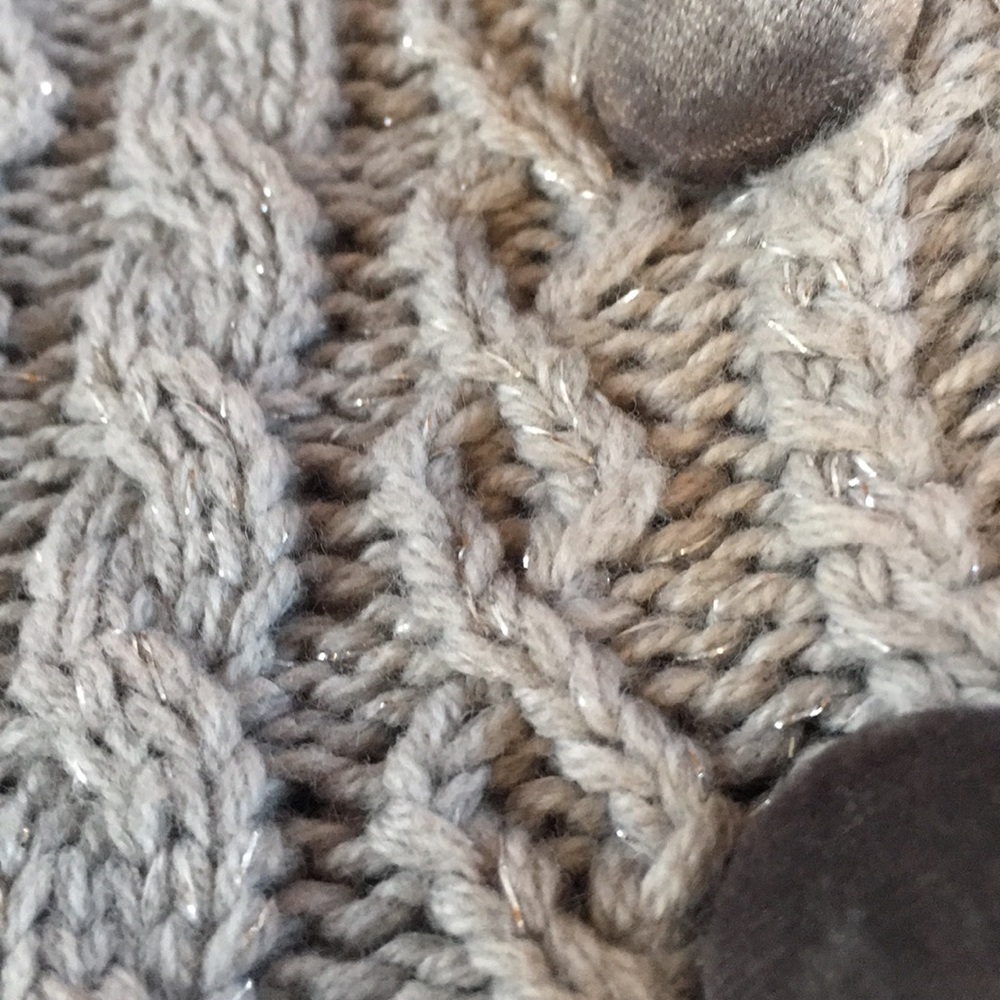 Tahari brand sparkle top - Picture 5 of 5